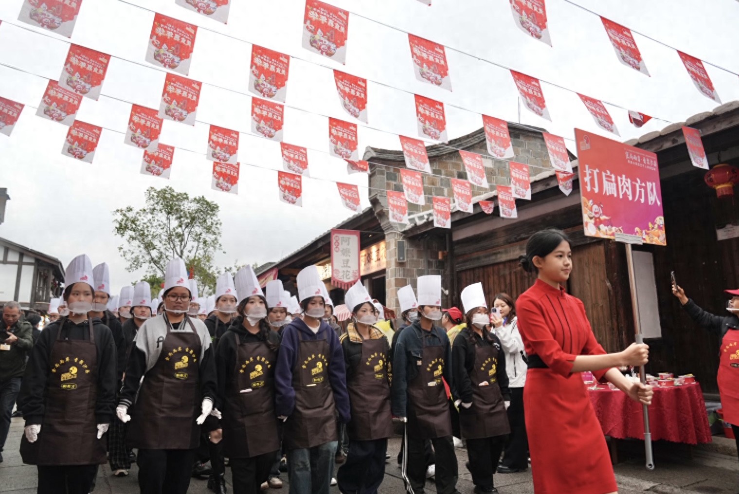 沙县小吃盖起高楼大厦之后:做强产业链,推动出海,帮更多人当老板